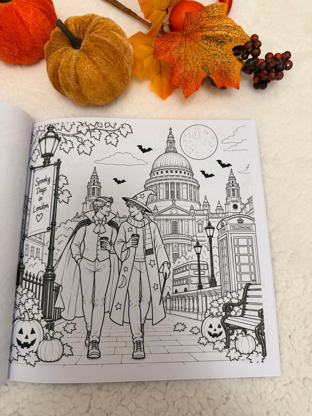 Halloween in London – Malbuch für Erwachsene